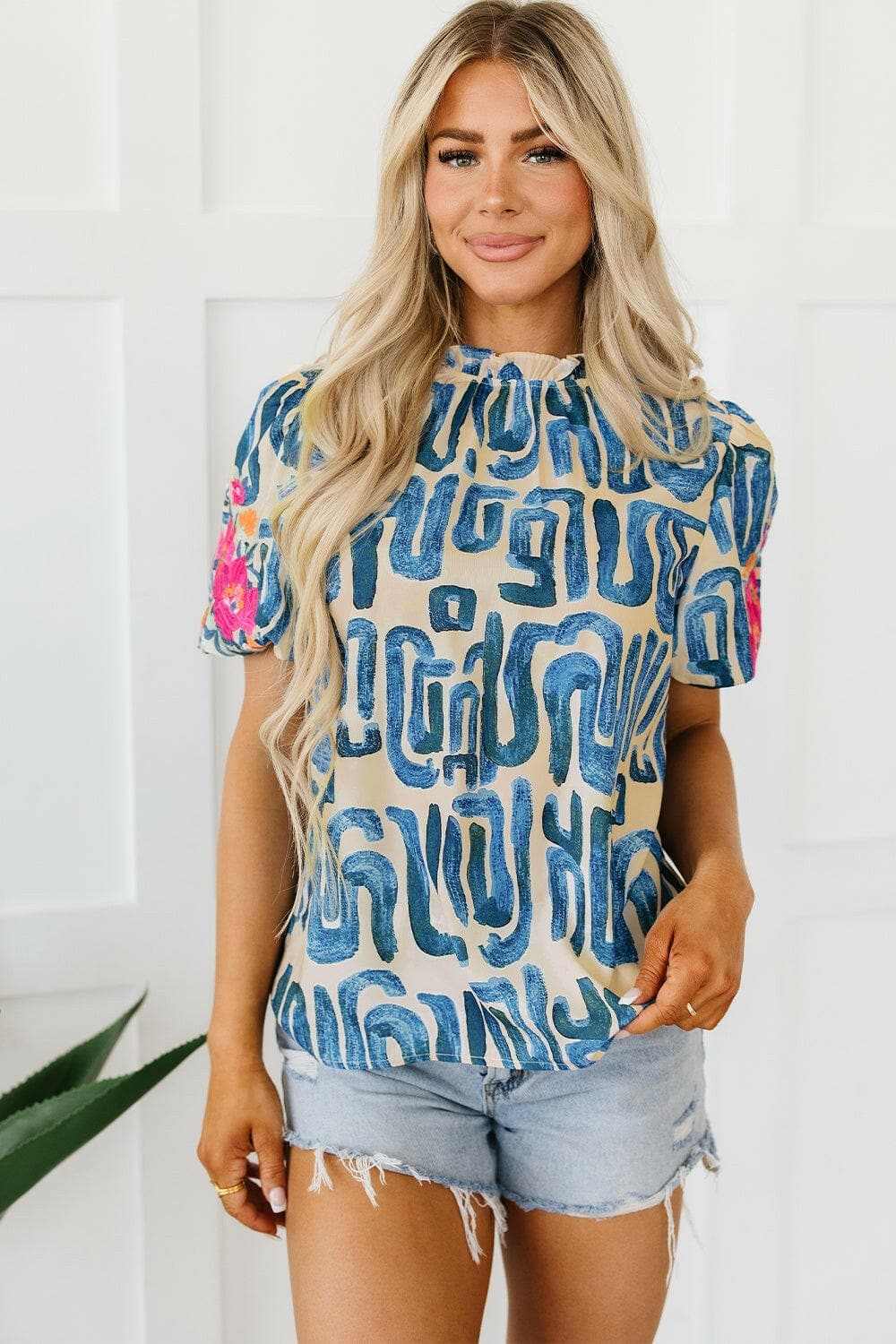 Embroidered mock neck blouse - short sleeves - Love Salve
